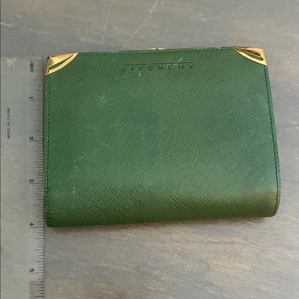 VINTAGE Givenchy Forest Green Bifold Compact Wallet w Gold Tone Accents Leather - Picture 9 of 9